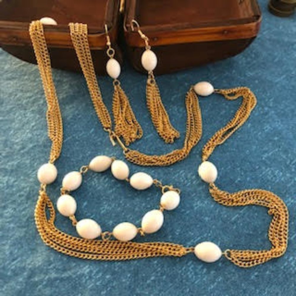 Vintage Station Necklace, bracelet and matching earrings